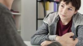 Age-appropriate ways of discussing alcohol and drinking with your young child aged 5 - 8.